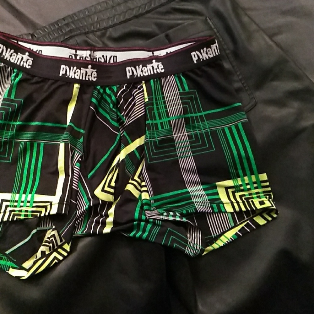 Pikante Electric Trunks